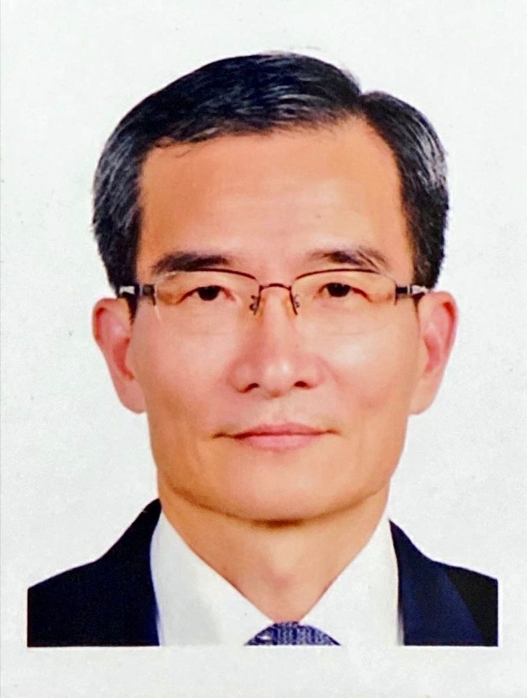 副主任委員張忠龍